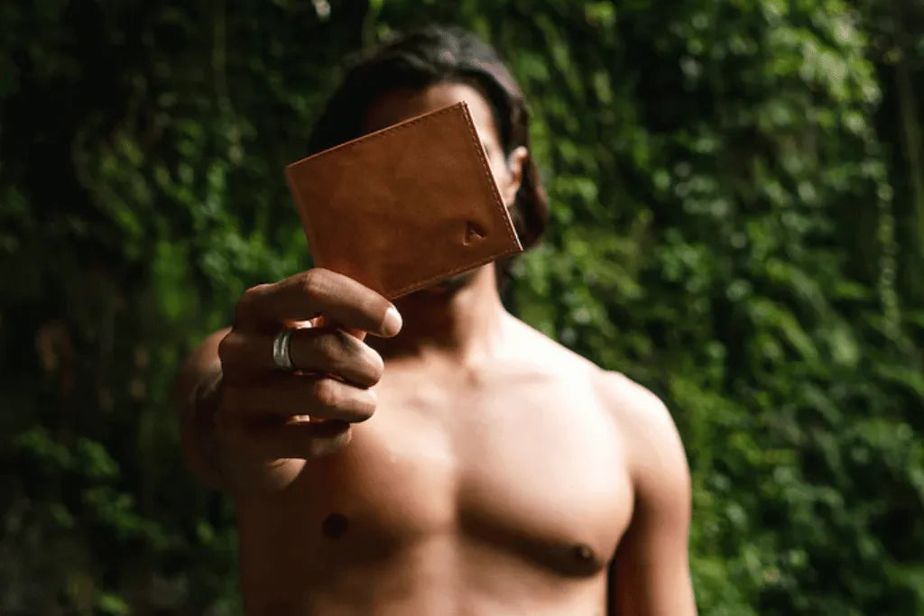 Will a Leather Wallet Get Ruined if it Gets Wet or Washed?