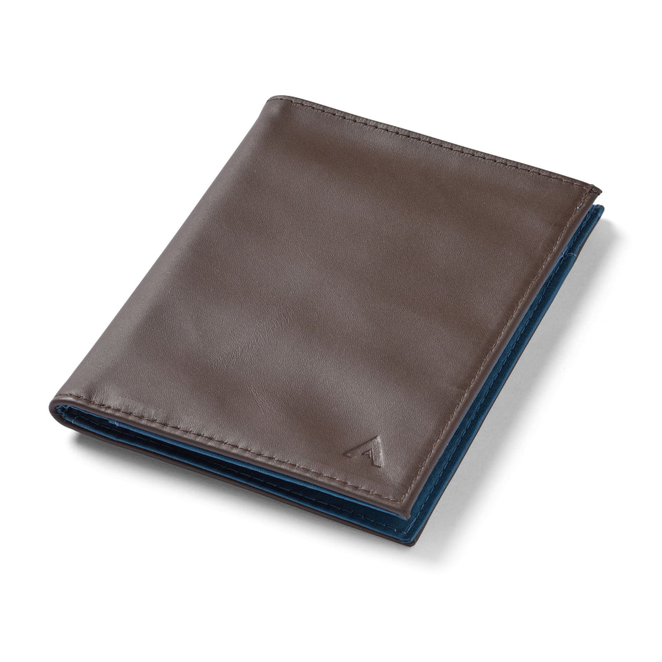 Travel Wallet - Leather Edition